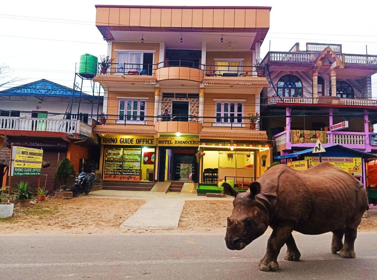 Hotel Rhinoceros-Homestay Sauraha Zewnętrze zdjęcie